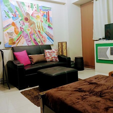 One Palm Tree Villas By Mary Manila Exterior foto